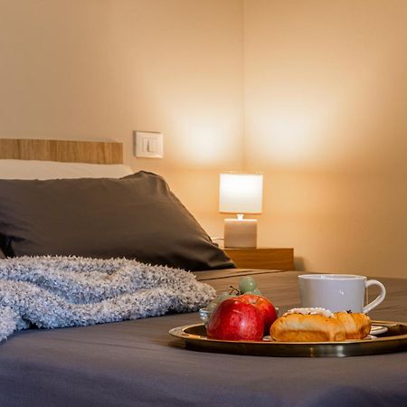 Comfort Home Rho Fiera Екстериор снимка