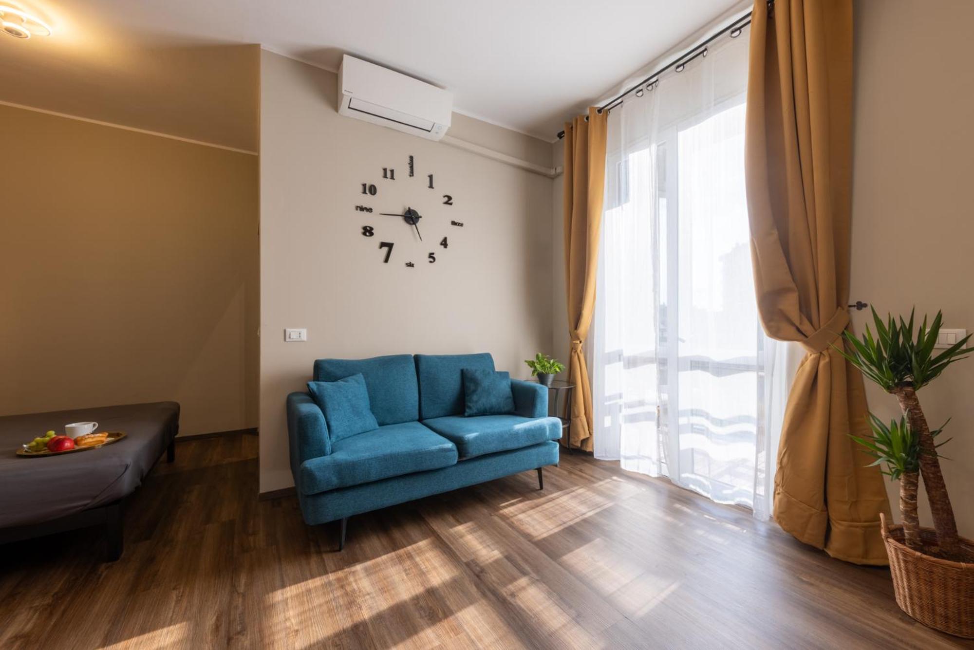Comfort Home Rho Fiera Екстериор снимка
